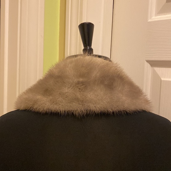 Gray Mink Collar. Vintage early 1950s. - Picture 5 of 9